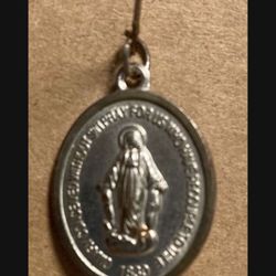 Silver Virgin Mary Pendant 