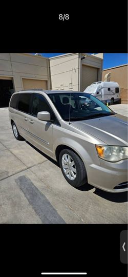 2013 Chrysler Town & Country