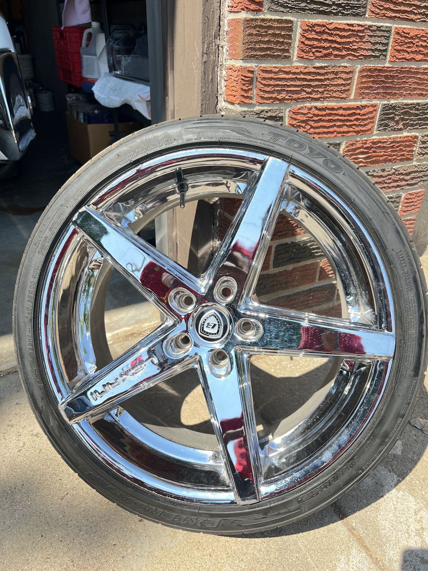 20 Inch Rims Lexani R-Four Chrome
