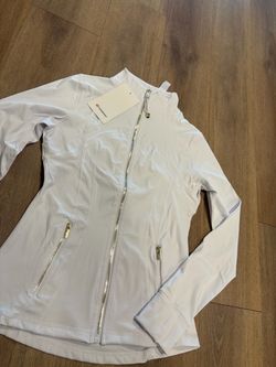 White Lululemon