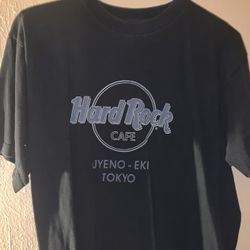 Vintage Y2K Depop Hard Rock Cafe Tokyo Japan Tee Shirt