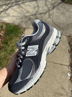 New Balance 2002R
