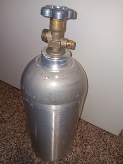 5lbs nose tank