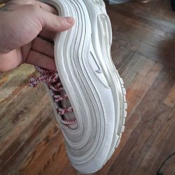 Sz 8.5 ligh worn clean 100$