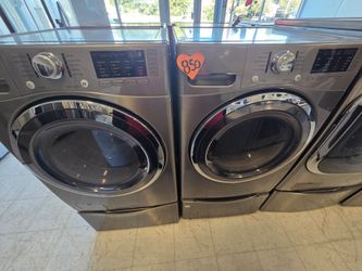 Kenmore, Samsung & lg pedestal used set