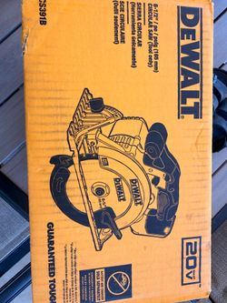New DeWalt skill saw