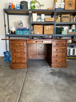 3’ X 6’. Solid oak