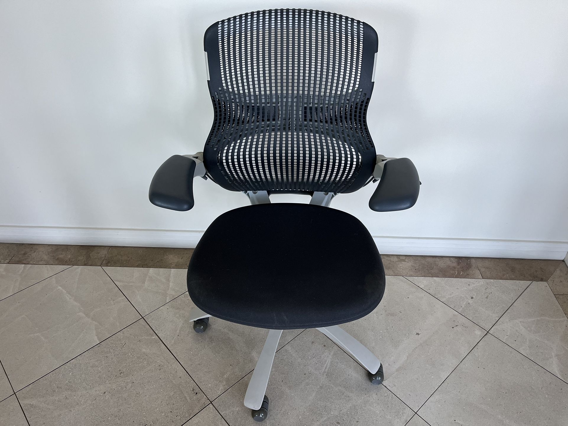 Knoll “Generation” Office Chair!!!