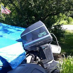 FORCE Out Board Motor 125 Horse Power Boat And Trailer Included 