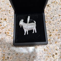 Custom Pendant Lab Stones VVS1 