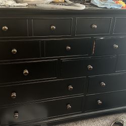 Wide Dresser