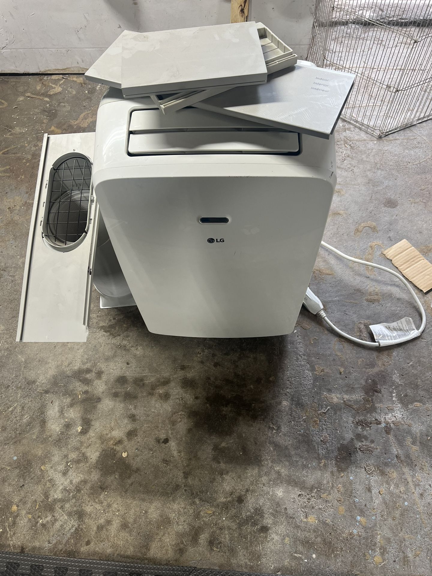 LG Portable AC Unit & Fan 10200 BTU