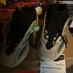 Adidas Yeezy