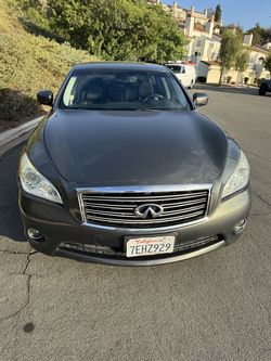 2013 Infiniti M37