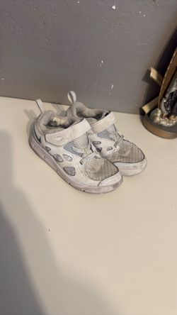 Nike kids shoes