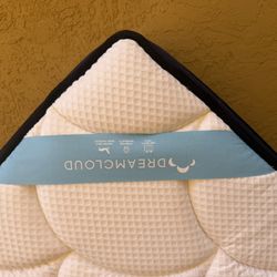 DreamCloud Queen bed With Boxspring And Frame