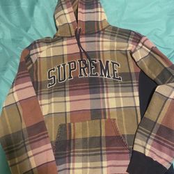 Supreme Hoodie