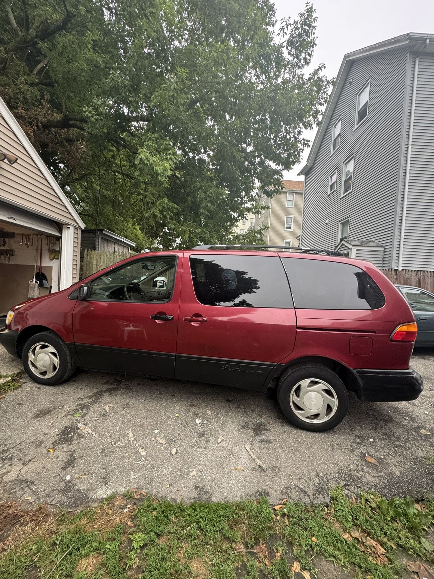 2000 Toyota Sienna