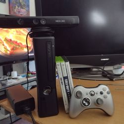 Xbox 360 Slim (4 GB) #2