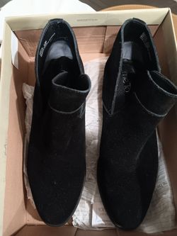 Botines Black Suede 8.5 $15