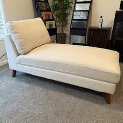 Chaise Lounge / Daybed 
