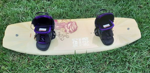 CWB 130cm Wakeboard