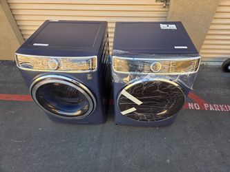 GE Front Load Washer And Gas Dryer 