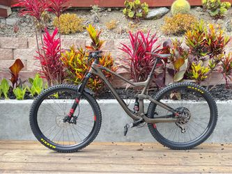 Scott Genius 920 - Excellent condition. Carbon Frame. SRAM XO and GX drivetrain. Size L.