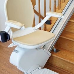 Acorn SuperGlide 130 T700 Stairlift **