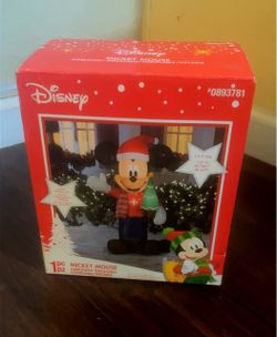 Christmas Mickey Mouse 3.5ft tall inflatable $20