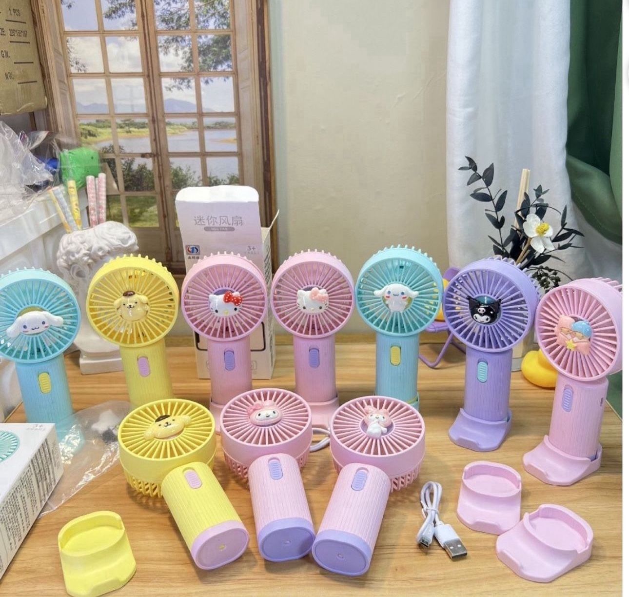 Kawaii Hello Kitty Rechargeable Fan USB Cartoon Portable Sanrio Anime Melody Kuromi Cinnamoroll Air Cooler Small Gift Fan
