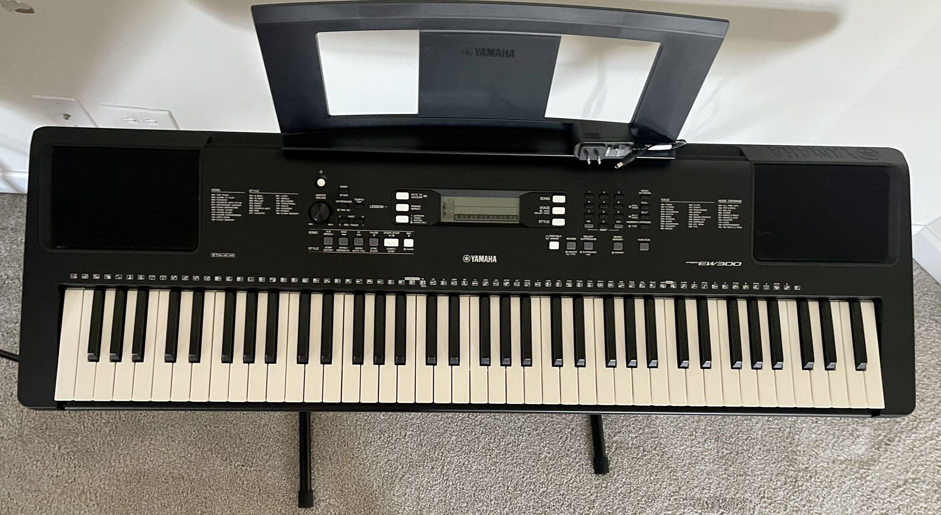Yamaha PSREW300 Keyboard for Sale in Homer Glen, IL OfferUp