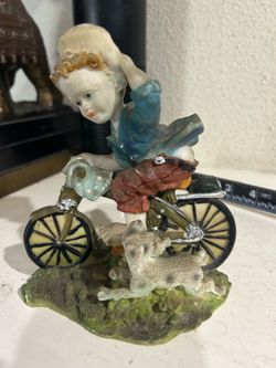 Figurine