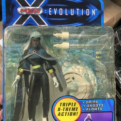 Marvel:X-men: Evolutions:  Storm: Poseable Action Figure