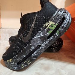 Nike Vomero Premium CM Sizes in description