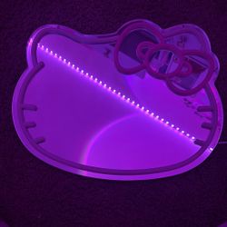 hello kitty mirror 