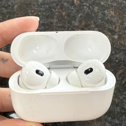 Apple AirPods Pros 2