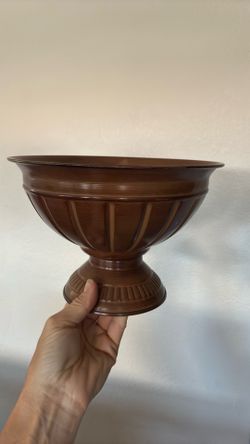 Brown Metal Compotes