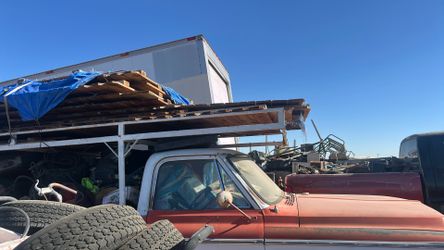 Brand New Brand New 6ft By8ft Red Wood SlatsGarage Door And All The Hardware 10/21