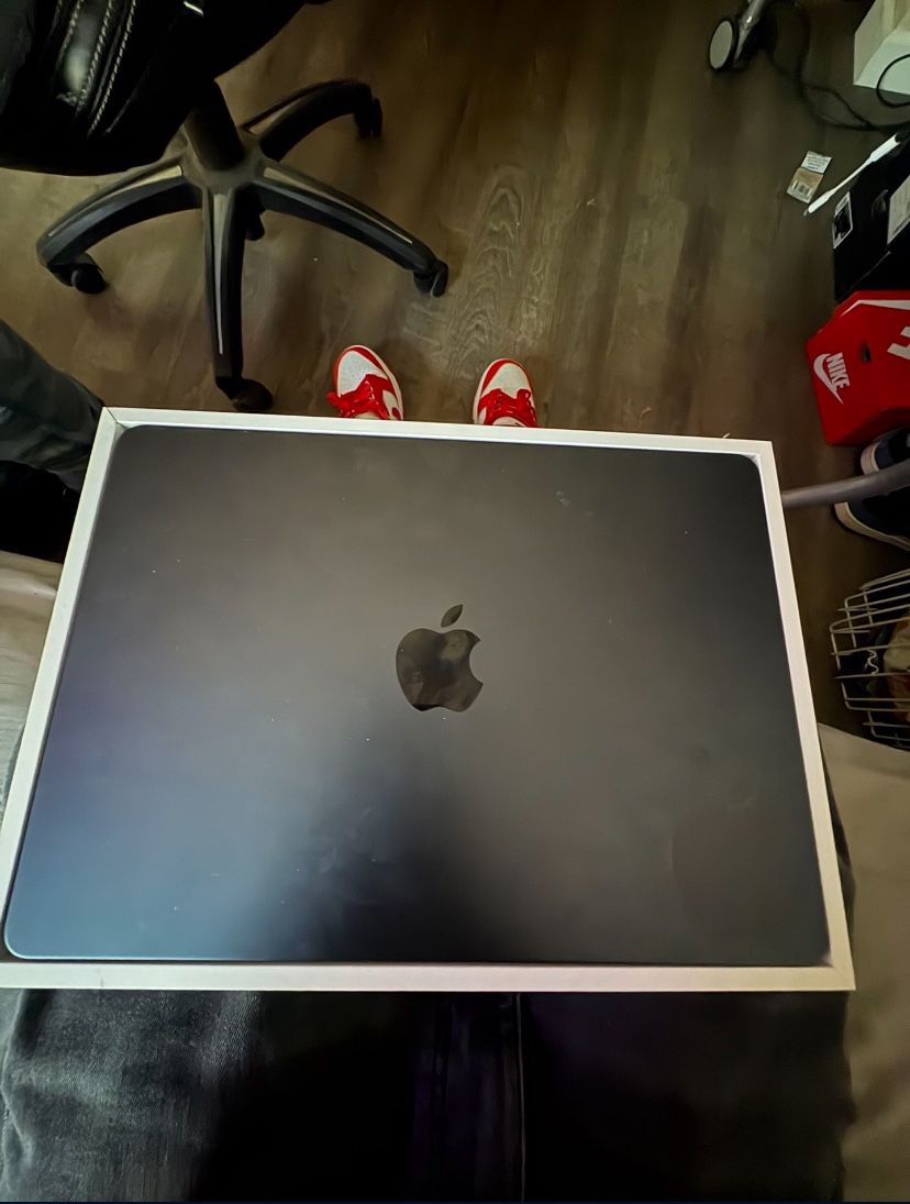 MacBook