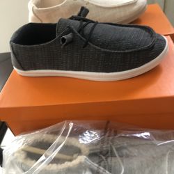 Women’s Rocket Dog Shoes New In Box