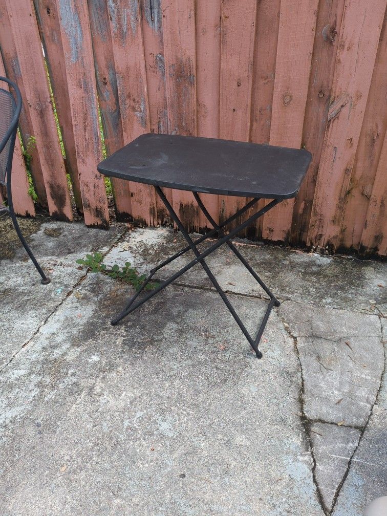 Foldable Table.