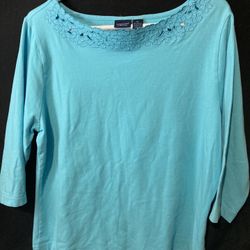 Women’s long sleeve shirt