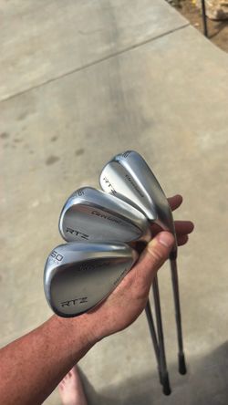 Golf wedges