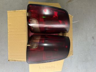 Ram Tinted Taillights Gen 4