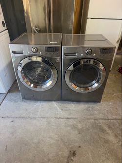 LG Washer and Gas Dryer Set With Steam Care