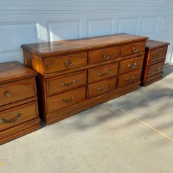 Wood Dresser Set