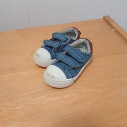 Toddler Shoes Like New 