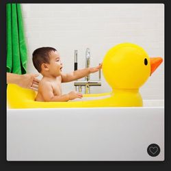 Munchkin Inflatable duck Baby Bath 