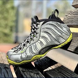 Nike Foamposite One - Silver Volt